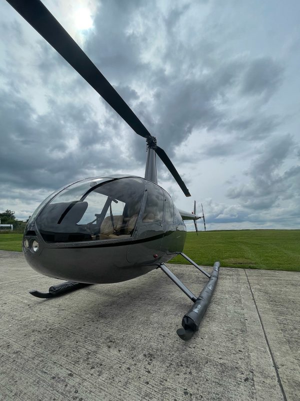 Robinson r44 фото